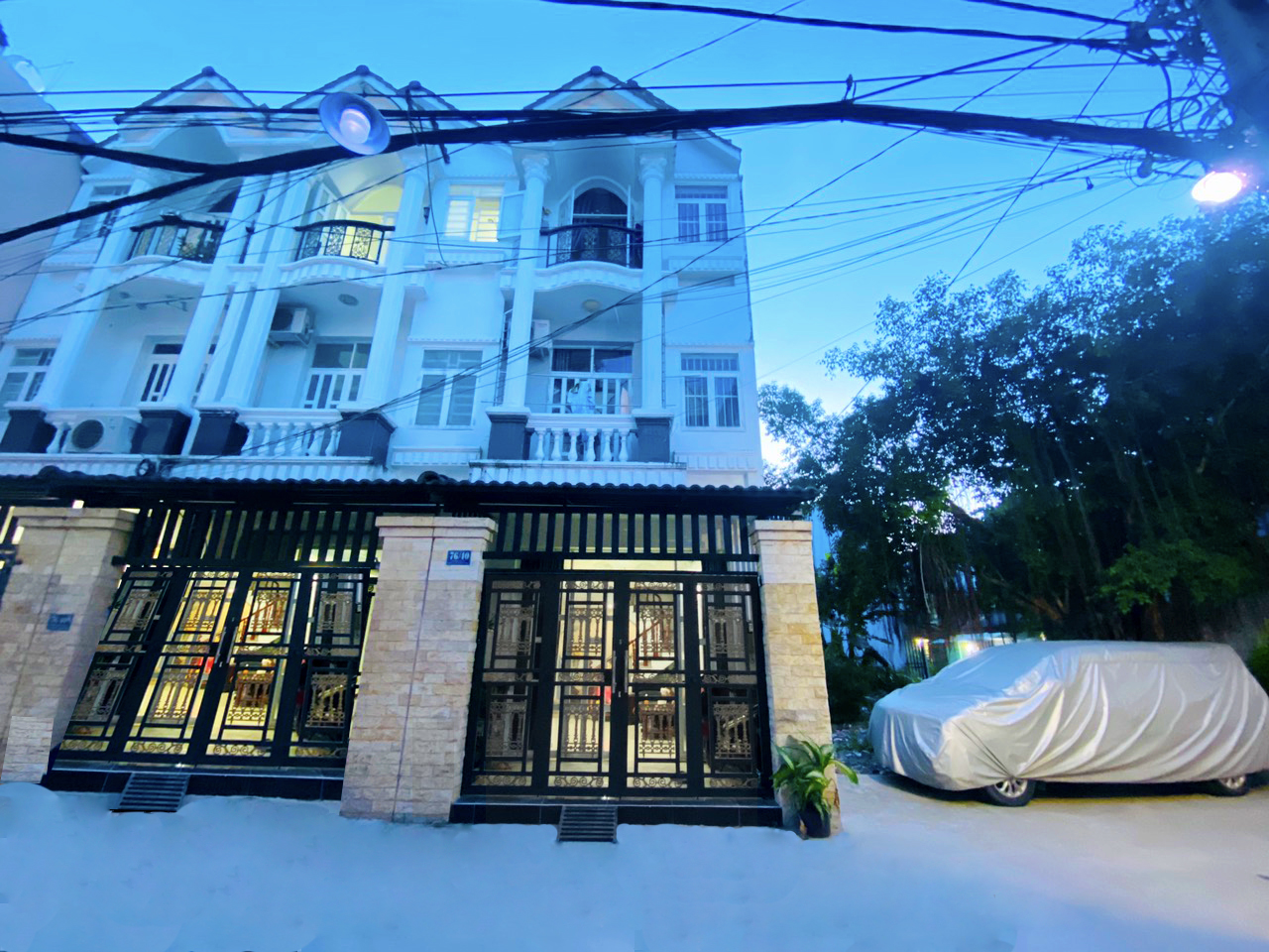 Bán nhà mặt tiền huyện Nhà Bè, giá tốt