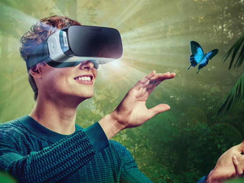 Kính thực tế ảo là thiết bị sẽ đưa bạn vào thế giới 3D nhân tạo để có thể chơi game, xem phim thực tế ảo
