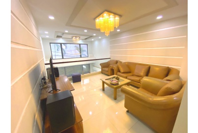 Bán nhà đường Hoàng Quốc Việt Quận 7, Sổ hồng chính chủ