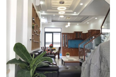Bán nhà mặt tiền đường N dự án Green Riverside
